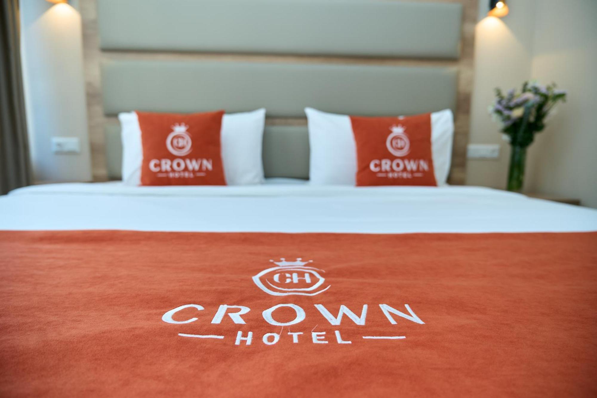 Crown Hotel Bişkek Dış mekan fotoğraf